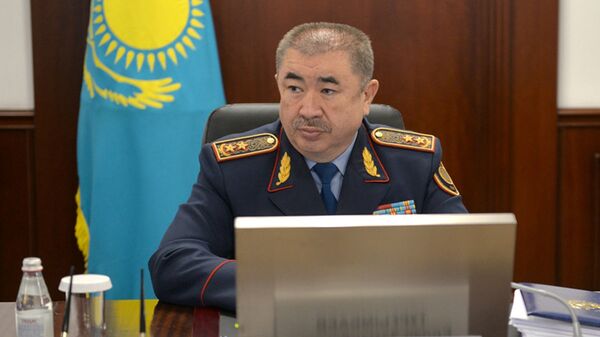 哈萨克斯坦前内务部部长叶尔兰·图尔古姆巴耶夫 - 俄罗斯卫星通讯社