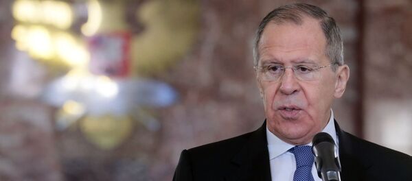 Сергей Лавров во время возложения венка в День Дипломата - 俄罗斯卫星通讯社