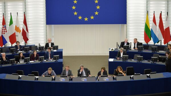 Депутаты на пленарной сессии Европейского парламента в Страсбурге.  - 俄羅斯衛星通訊社