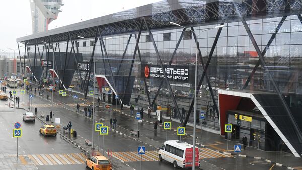 Вида на терминал B международного аэропорта Шереметьево в Москве - 俄罗斯卫星通讯社