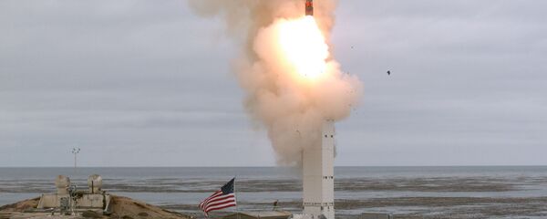 Испытания крылатой ракеты наземного базирования в США, запрещенную Договором о ликвидации ракет средней и меньшей дальности Испытания крылатой ракеты наземного базирования в США, запрещенную Договором о ликвидации ракет средней и меньшей дальности - 俄罗斯卫星通讯社