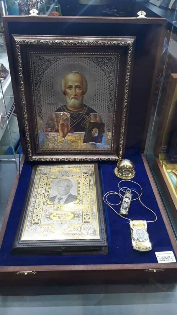 普尔科沃机场出售普京“圣像” 总统不满（图片） - 俄罗斯卫星通讯社