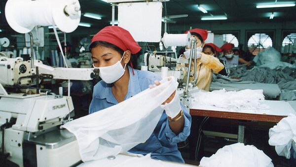 Производство одежды для экспорта. Камбоджа - 俄罗斯卫星通讯社