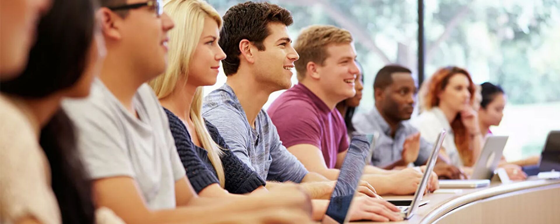 俄遠東聯邦大學與華中師範大學的優先發展倡議項目辦公室在武漢正式成立 - 俄羅斯衛星通訊社, 1920, 27.06.2025