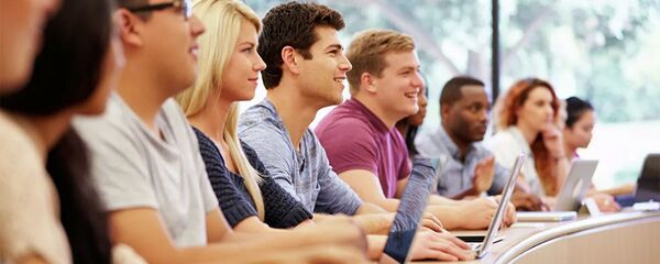 Студенты во время лекции - 俄罗斯卫星通讯社