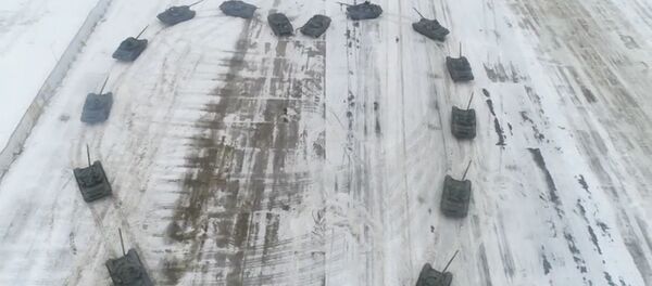 Сердце из танков Сердце из танков - 俄罗斯卫星通讯社