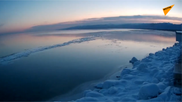 貝加爾湖的冰是如何形成的？ - 俄羅斯衛星通訊社