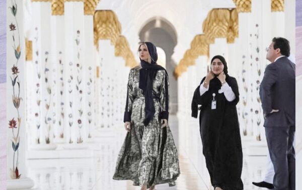 阿拉伯童話：出訪阿聯酋的伊萬卡裝扮宛若當地公主 - 俄羅斯衛星通訊社