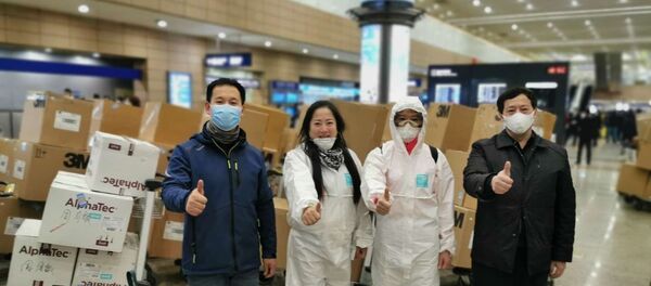 俄中国和平统一促进会常务副会长周月敏、邓惠燕等在杭州接到捐赠物资 - 俄罗斯卫星通讯社