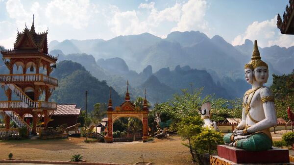 老挝对中国游客实行免签政策
