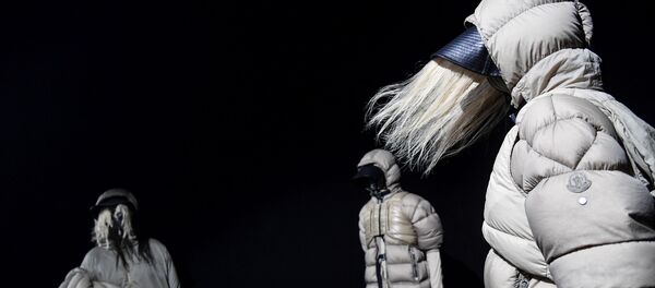 米兰时装周的Moncler太空系列 - 俄罗斯卫星通讯社