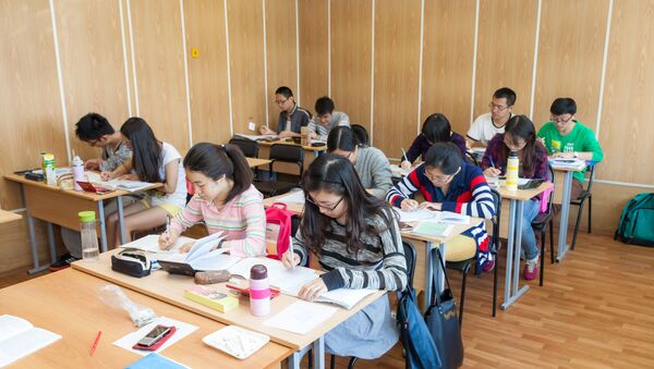 普院教室中的中国学生 - 俄罗斯卫星通讯社