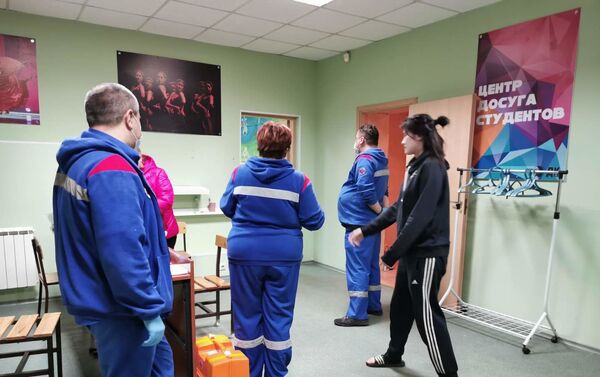 俄医务人员探访普列汉诺夫经济大学 - 俄罗斯卫星通讯社
