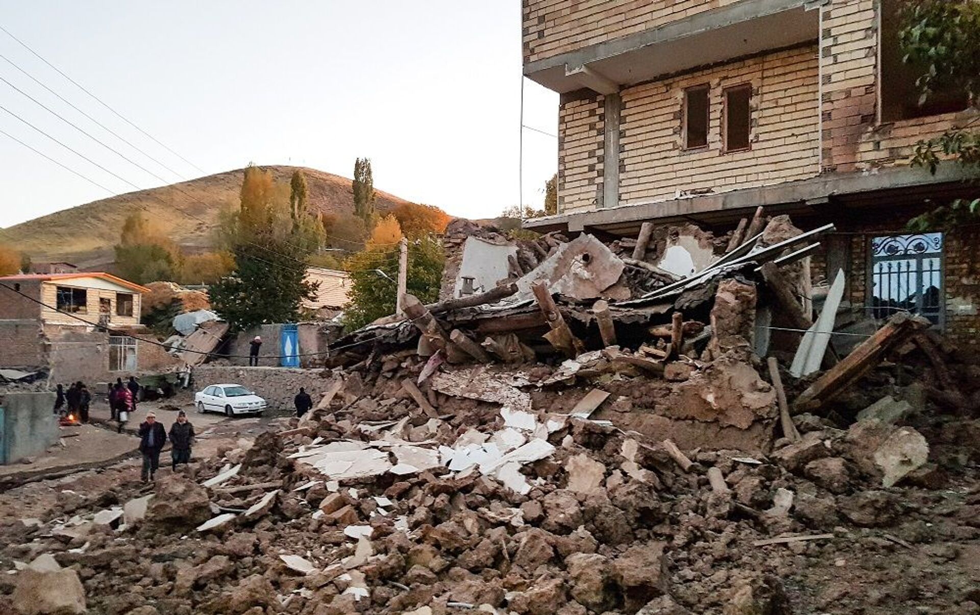 媒体：伊朗地震受伤人数增加到75人 - 2020年2月23日, 俄罗斯卫星通讯社