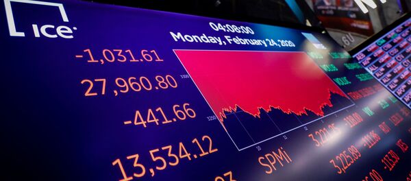 Экран с индексом Dow Jones Industrial Average  в Нью-Йорке - 俄罗斯卫星通讯社