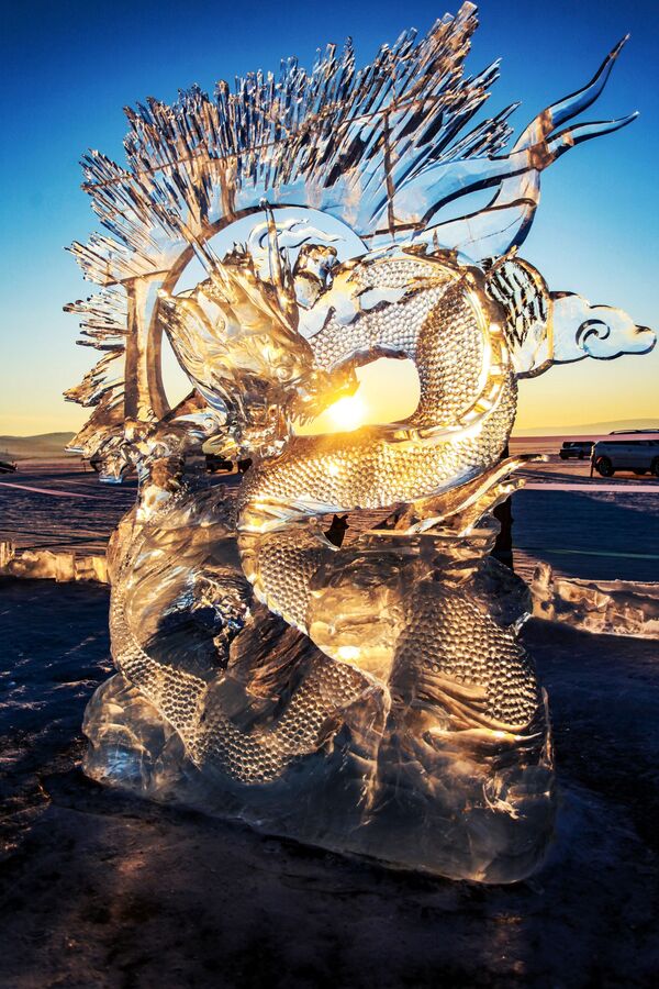貝加爾湖冰雕節上的冰雕 - 俄羅斯衛星通訊社