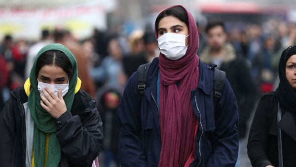 Жители Ирана в медицинских масках - 俄羅斯衛星通訊社