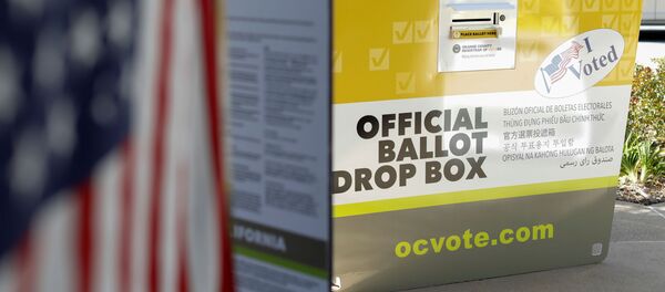 Урна для раннего голосования в Калифорнии  - 俄罗斯卫星通讯社