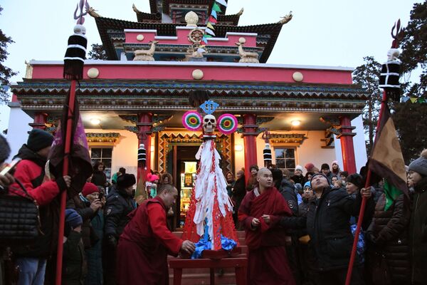 俄罗斯庆祝佛教新年 俄罗斯庆祝佛教新年 - 俄罗斯卫星通讯社