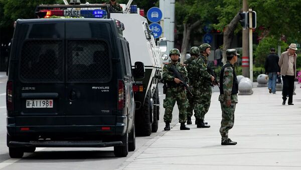 Китайская полиция в регионе Синьцзян.  - 俄羅斯衛星通訊社