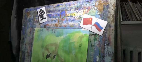 俄罗斯儿童为中国抗疫作画加油 俄罗斯儿童为中国抗疫作画加油 - 俄罗斯卫星通讯社