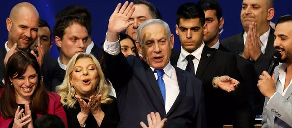 Премьер-министр Израиля Нетаньяху с женой  - 俄罗斯卫星通讯社