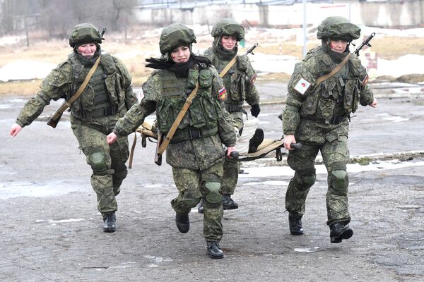 全俄女兵选美和专业技能大赛  - 俄罗斯卫星通讯社