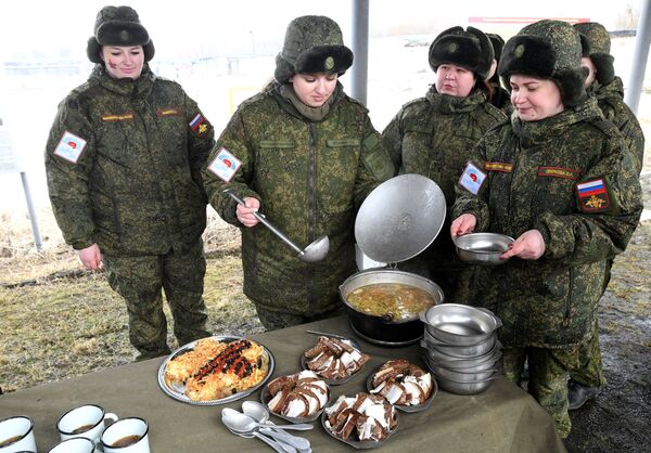 全俄女兵選美和專業技能大賽  - 俄羅斯衛星通訊社
