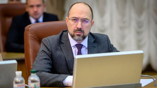 烏克蘭總理期望國際貨幣基金組織批准9億美元撥款 - 俄羅斯衛星通訊社