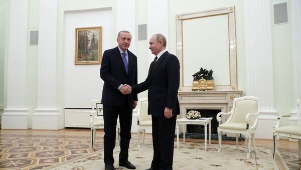 Эрдоган и Путин во время встречи в Москве - 俄罗斯卫星通讯社