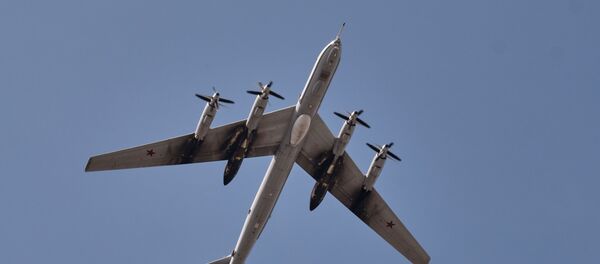 Противолодочный самолет Ту-142 - 俄罗斯卫星通讯社