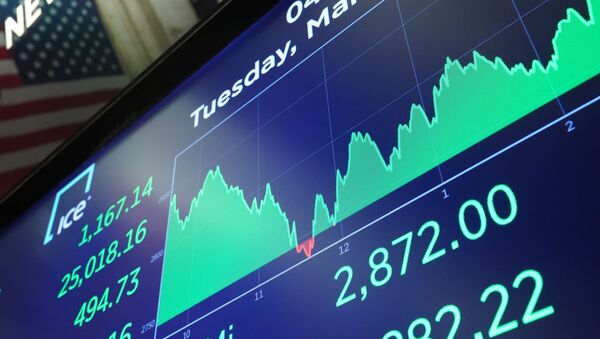 Табло с индексами котировок в зале Нью-Йоркской фондовой биржи - 俄羅斯衛星通訊社