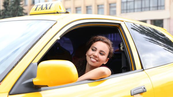 女性出租车司机 - 俄罗斯卫星通讯社