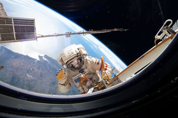 太空行走第一人阿列克謝•列昂諾夫和他的追隨者 - 俄羅斯衛星通訊社