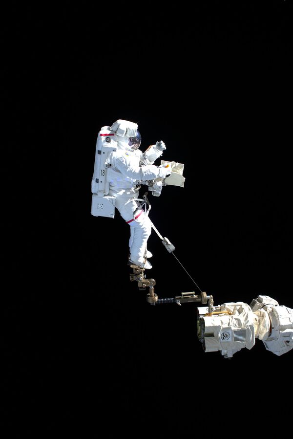 太空行走第一人阿列克谢•列昂诺夫和他的追随者 - 俄罗斯卫星通讯社