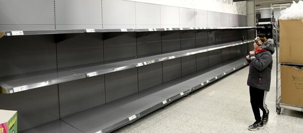 Пустые полки в супермаркете в Хельсинки. Финляндия. - 俄罗斯卫星通讯社