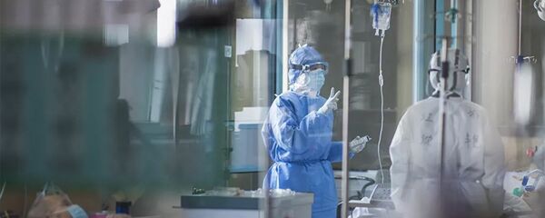 Медицинский персонал в больнице в Ухане.  - 俄羅斯衛星通訊社