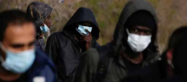 Мигранты из Африки - 俄罗斯卫星通讯社