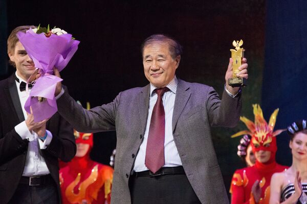 “中国人在俄罗斯”节目：华裔音乐家左贞观谈《小河淌水》 - 俄罗斯卫星通讯社