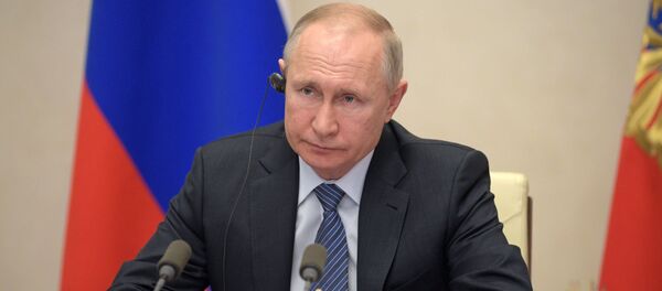 26 марта 2020. Президент РФ Владимир Путин во время участия в саммите лидеров Большой двадцатки по коронавирусу в режиме видеоконференции 26 марта 2020. Президент РФ Владимир Путин во время участия в саммите лидеров Большой двадцатки по коронавирусу в режиме видеоконференции - 俄罗斯卫星通讯社