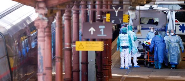 Скоростной поезд во Франции, доставляющий пациентов с коронавирусом - 俄羅斯衛星通訊社