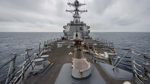 美国海军太平洋舰队“麦克坎贝尔”号驱逐舰航经台湾海峡 - 俄罗斯卫星通讯社
