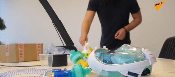 意大利工程师将潜水面罩改为呼吸面罩 - 俄罗斯卫星通讯社