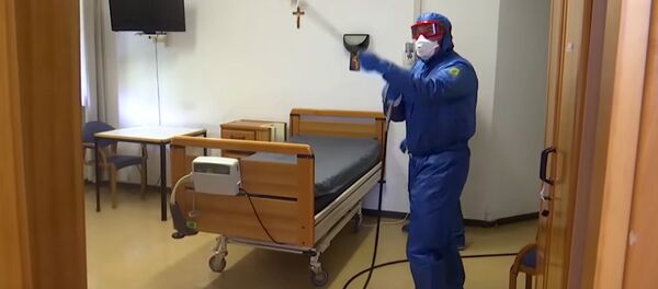 Российские военные специалисты приступили к противоэпидемическим мероприятиям в учреждениях здравоохранения Ломбардии. Российские военные специалисты приступили к противоэпидемическим мероприятиям в учреждениях здравоохранения Ломбардии. - 俄羅斯衛星通訊社