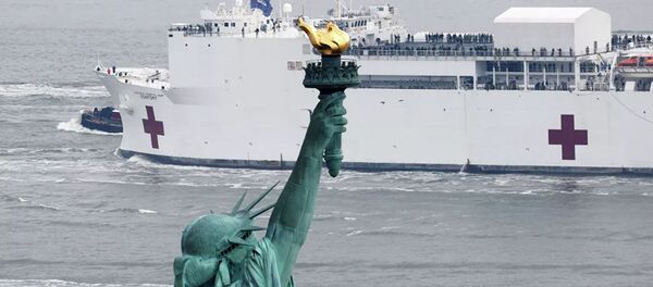 Корабль-госпиталь Comfort в Нью-Йорке - 俄罗斯卫星通讯社