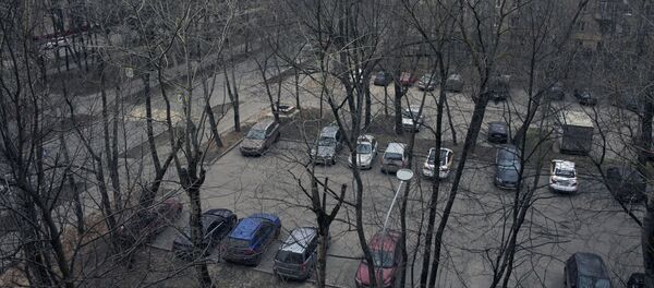 Двор на улице Крупской в Москве - 俄罗斯卫星通讯社