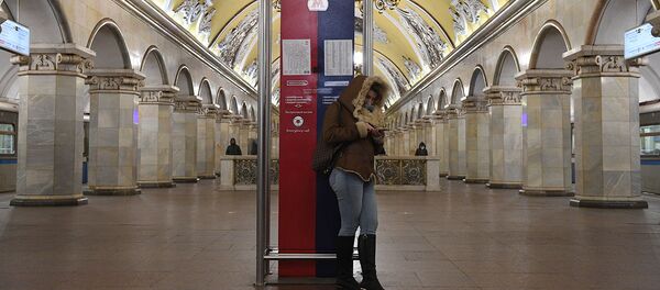 莫斯科市市长签署违反抗疫高度戒备制度和自我隔离措施的处罚条例 - 俄罗斯卫星通讯社