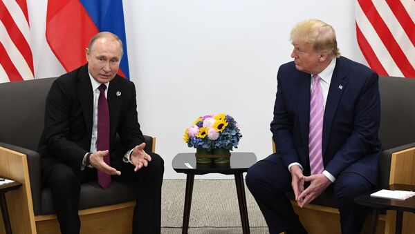 Владимир Путин и Дональд Трамп - 俄罗斯卫星通讯社