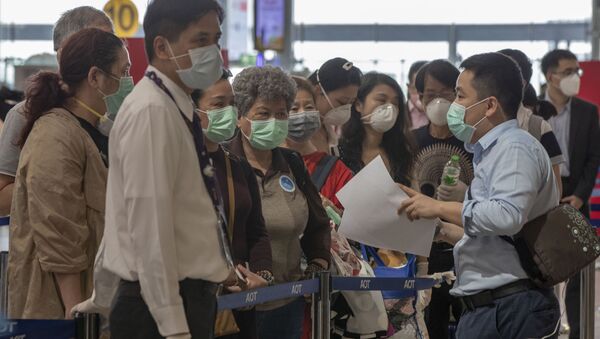 Китайские туристы в аэропорту в Тайланде - 俄罗斯卫星通讯社