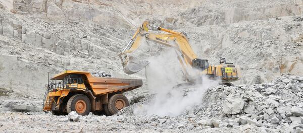 俄楚科奇前8个月黄金产量增长0.7% 达16.3吨 - 俄罗斯卫星通讯社